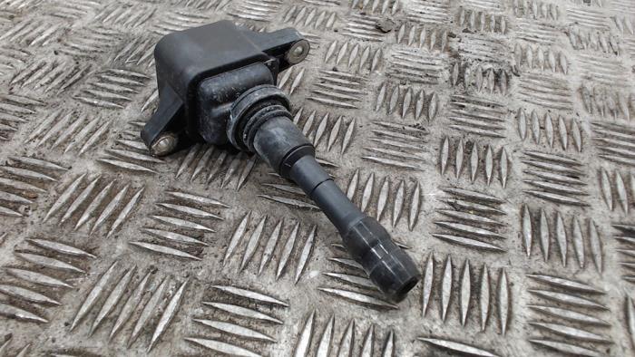 Gebruikte Bobine Renault Grand Scénic III (JZ) 1.4 16V TCe 130 Prijs € 10,50 Margeregeling aangeboden door Binckhorst BV
