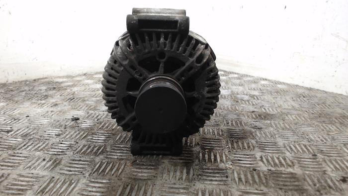 Gebruikte Dynamo Mercedes Vito (639.6) 2.2 111 CDI 16V Prijs € 78,75 Margeregeling aangeboden door Binckhorst BV