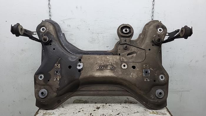 Gebruikte Subframe Opel Vivaro 1.6 CDTI 90 Prijs € 52,50 Margeregeling aangeboden door Binckhorst BV