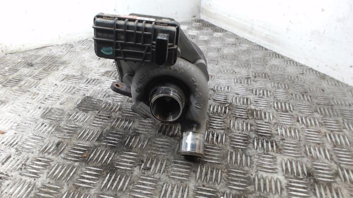 Gebruikte G-lader Ford Transit 2.2 TDCi 16V Prijs € 236,25 Margeregeling aangeboden door Binckhorst BV
