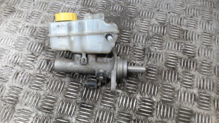Gebruikte Hoofdremcilinder Volkswagen Polo V (6R) 1.0 12V BlueMotion Technology Prijs € 21,00 Margeregeling aangeboden door Binckhorst BV