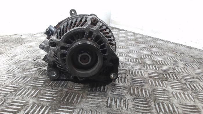 Gebruikte Alternator Honda FR-V (BE) 1.8 i-VTEC 16V Prijs € 42,00 Margeregeling aangeboden door Binckhorst BV