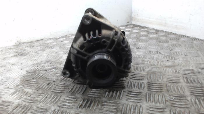 Gebruikte Dynamo Opel Astra H SW (L35) 1.6 16V Twinport Prijs € 42,00 Margeregeling aangeboden door Binckhorst BV