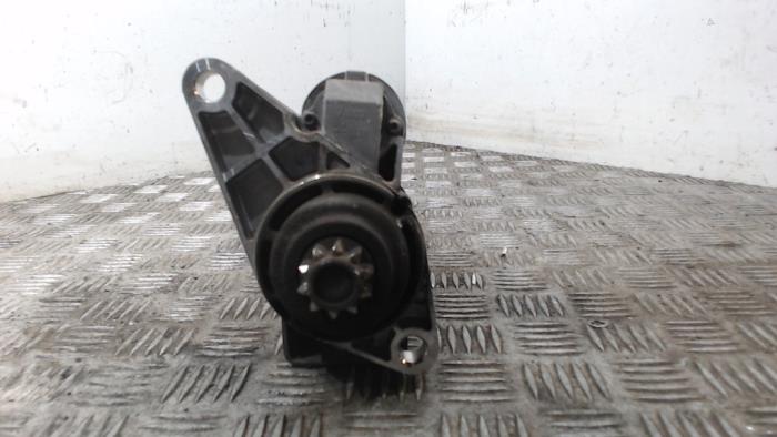 Gebruikte Startmotor Volkswagen Polo IV (9N1/2/3) 1.2 12V Prijs € 31,50 Margeregeling aangeboden door Binckhorst BV