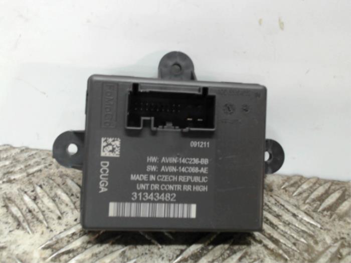 Gebruikte Sam module Volvo S60 II (FS) 2.0 D3 20V Prijs € 42,00 Margeregeling aangeboden door Binckhorst BV