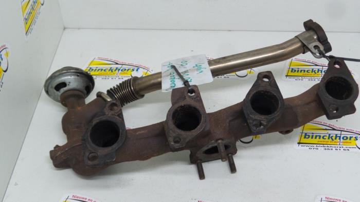 Gebruikte Uitlaatspruitstuk Peugeot 406 Break (8E/F) 2.0 HDi 90 Prijs € 31,50 Margeregeling aangeboden door Binckhorst BV