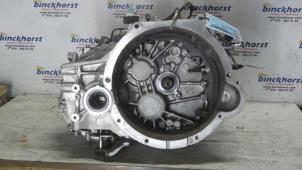 Gebruikte Versnellingsbak Mitsubishi Outlander (GF/GG) 2.2 DI-D 16V Clear Tec 4x2 Prijs € 1.312,50 Margeregeling aangeboden door Binckhorst BV