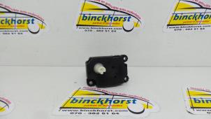 Gebruikte Kachelklep Motor Mitsubishi Outlander (GF/GG) 2.2 DI-D 16V Clear Tec 4x2 Prijs € 41,48 Margeregeling aangeboden door Binckhorst BV