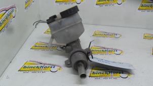Gebruikte Hoofdremcilinder Ford Mondeo III Wagon 1.8 16V Prijs € 52,50 Margeregeling aangeboden door Binckhorst BV