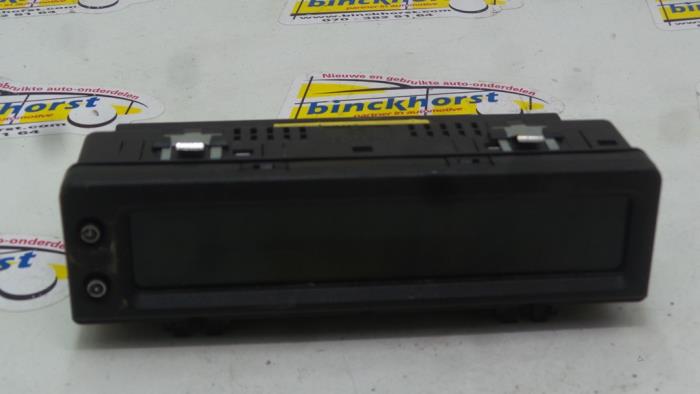 Gebruikte Display Interieur Opel Sintra 3.0i GLS,CD 24V Prijs € 42,00 Margeregeling aangeboden door Binckhorst BV