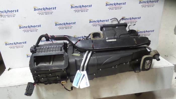 Gebruikte Radiateur Airco Mercedes S (W220) 5.0 S-500 V8 24V Prijs € 52,50 Margeregeling aangeboden door Binckhorst BV