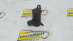 Gebruikte Ruitensproeierpomp achter Daihatsu Cuore (L251/271/276) 1.0 12V Prijs € 10,50 Margeregeling aangeboden door Binckhorst BV