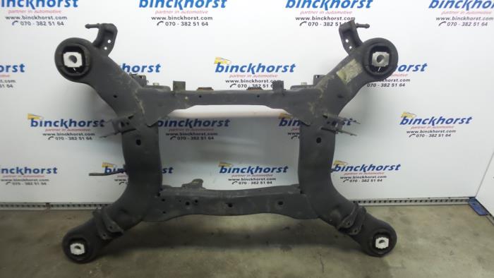 Subframe van een Jeep Grand Cherokee (WK/WK2) 3.0 CRD V6 24V 2012