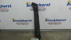 Gebruikte Drager vooras Toyota Corolla (E15) 1.6 Dual VVT-i 16V Prijs € 78,75 Margeregeling aangeboden door Binckhorst BV