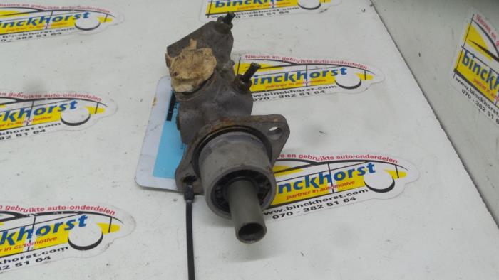 Gebruikte Hoofdremcilinder Fiat Punto II (188) 1.2 16V 3-Drs. Prijs € 36,75 Margeregeling aangeboden door Binckhorst BV