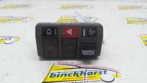 Gebruikte Schakelaar Paniekverlichting Nissan 300 ZX Prijs € 21,00 Margeregeling aangeboden door Binckhorst BV