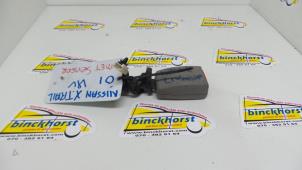 Gebruikte Veiligheidsgordel Insteek links-voor Nissan X-Trail Prijs € 42,00 Margeregeling aangeboden door Binckhorst BV