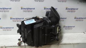 Gebruikte Kachelhuis Peugeot 307 SW (3H) 2.0 HDi 90 Prijs € 93,45 Margeregeling aangeboden door Binckhorst BV