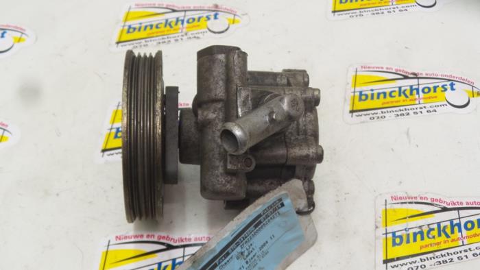 Gebruikte Servopomp Fiat Doblo Cargo (223) 1.3 JTD 16V Multijet Prijs € 52,50 Margeregeling aangeboden door Binckhorst BV