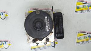 Gebruikte ABS Pomp Peugeot 1007 (KM) 1.4 Prijs € 105,00 Margeregeling aangeboden door Binckhorst BV