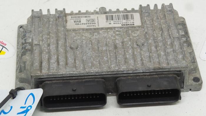 Gebruikte Computer Automatische Bak Citroen C5 I Break (DE) 2.0 16V Prijs € 42,00 Margeregeling aangeboden door Binckhorst BV