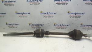 Gebruikte Homokineetas rechts-voor Renault Espace (JK) 2.2 dCi 16V Prijs € 42,00 Margeregeling aangeboden door Binckhorst BV