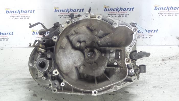 Gebruikte Versnellingsbak Peugeot 406 Break (8E/F) 2.0 HDi 90 Prijs € 157,50 Margeregeling aangeboden door Binckhorst BV