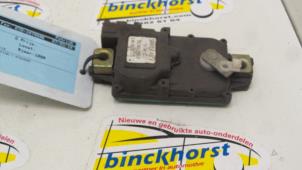 Gebruikte Centrale deurvergrendelingsmotor Hyundai Lantra Prijs € 31,50 Margeregeling aangeboden door Binckhorst BV