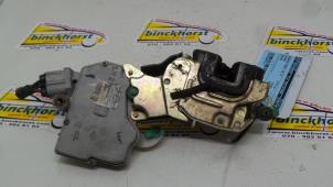 Gebruikte Slotmechaniek Portier 4Deurs links-voor Nissan Maxima Prijs € 52,50 Margeregeling aangeboden door Binckhorst BV