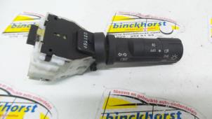 Gebruikte Knipperlicht Schakelaar Nissan Murano Prijs € 26,25 Margeregeling aangeboden door Binckhorst BV