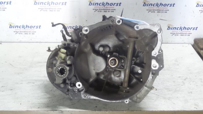Gebruikte Versnellingsbak Peugeot Partner 1.9 D Prijs € 157,50 Margeregeling aangeboden door Binckhorst BV