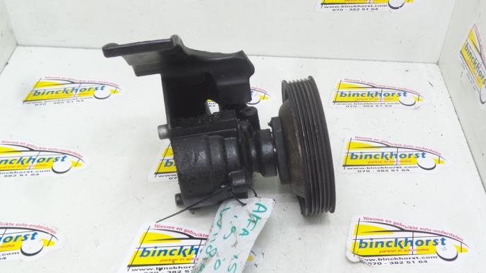 Gebruikte Pomp Servo Alfa Romeo 156 Sportwagon (932) 1.9 JTD Prijs € 63,00 Margeregeling aangeboden door Binckhorst BV