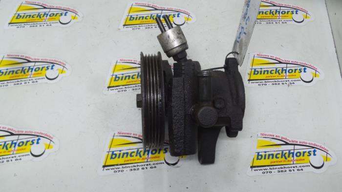 Gebruikte Pomp Servo Toyota Corolla (E10) 1.3 XLi 16V Prijs € 52,50 Margeregeling aangeboden door Binckhorst BV