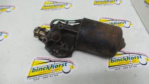 Gebruikte Ruitenwissermotor voor Peugeot 505 Prijs € 31,50 Margeregeling aangeboden door Binckhorst BV