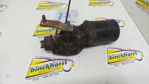 Gebruikte Ruitenwissermotor voor Peugeot 505 Prijs € 31,50 Margeregeling aangeboden door Binckhorst BV