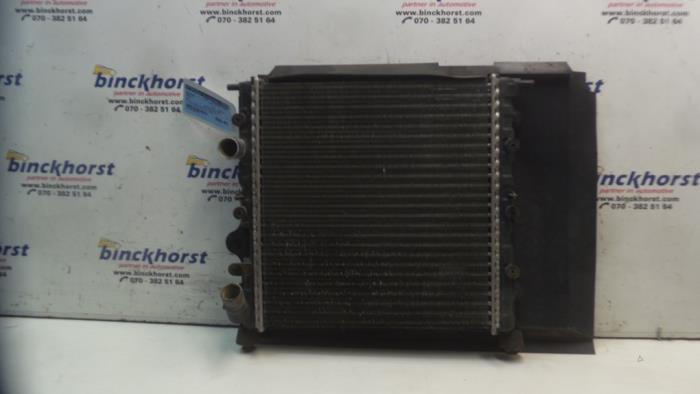 Gebruikte Radiateur Renault Clio II (BB/CB) 1.2 Prijs € 31,50 Margeregeling aangeboden door Binckhorst BV
