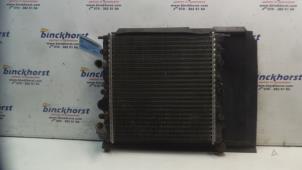 Gebruikte Radiateur Renault Clio II (BB/CB) 1.2 Prijs € 31,50 Margeregeling aangeboden door Binckhorst BV