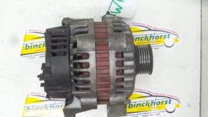 Dynamo van een Opel Zafira (F75) 2.0 DTI 16V 2000