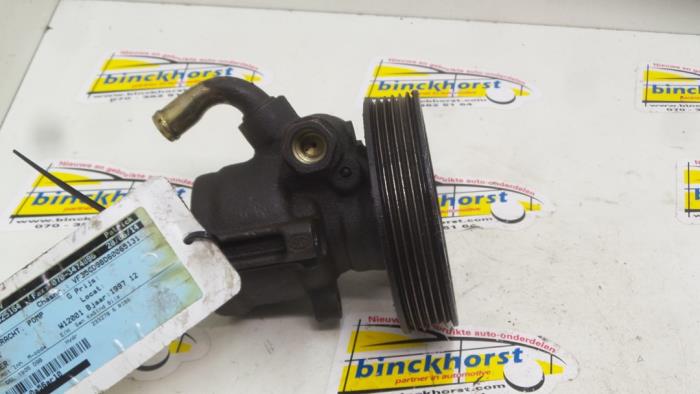 Gebruikte Pomp Servo Peugeot Partner 1.9 D Prijs € 42,00 Margeregeling aangeboden door Binckhorst BV