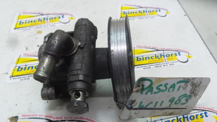 Gebruikte Servopomp Volkswagen Passat (3B2) 1.9 TDi 90 Prijs € 36,75 Margeregeling aangeboden door Binckhorst BV