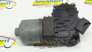 Gebruikte Ruitenwissermotor voor Renault Clio II (BB/CB) 1.4 16V Si Prijs € 31,50 Margeregeling aangeboden door Binckhorst BV