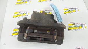 Gebruikte Remklauw (Tang) links-voor Hyundai Trajet Prijs € 52,50 Margeregeling aangeboden door Binckhorst BV