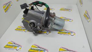 Gebruikte Servo Elektrisch Mitsubishi Outlander (GF/GG) 2.0 16V PHEV 4x4 Prijs € 367,50 Margeregeling aangeboden door Binckhorst BV