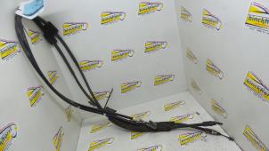 Gebruikte Handrem Kabel Ford C-Max Prijs € 31,50 Margeregeling aangeboden door Binckhorst BV