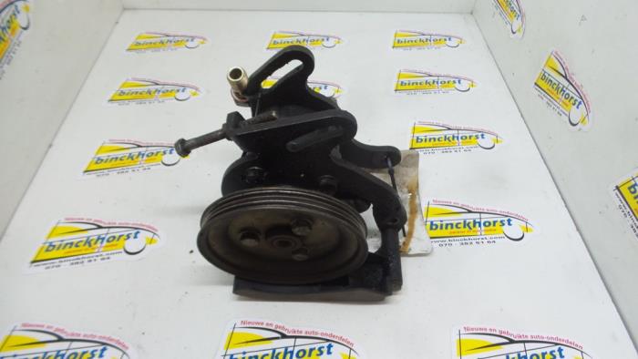 Gebruikte Pomp Servo Fiat Punto I (176) 60 1.2 S,SX,Selecta Prijs € 42,00 Margeregeling aangeboden door Binckhorst BV