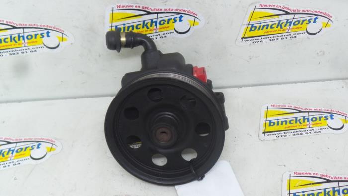 Gebruikte Pomp Servo Ford Focus 1 1.8 TDdi Prijs € 36,75 Margeregeling aangeboden door Binckhorst BV