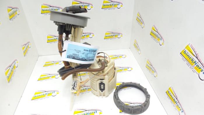 Gebruikte Tank element Pomp Volkswagen Passat Variant (35I) 1.6i Prijs € 42,00 Margeregeling aangeboden door Binckhorst BV