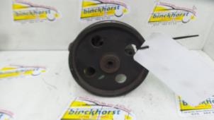 Gebruikte Stuurpomp Chrysler Voyager/Grand Voyager (RG/RS) 2.5 CRD 16V Prijs € 84,00 Margeregeling aangeboden door Binckhorst BV