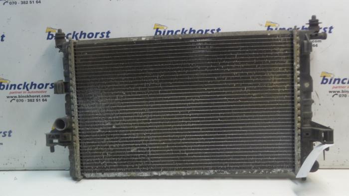 Gebruikte Radiateur Opel Combo (Corsa C) 1.7 DI 16V Prijs € 42,00 Margeregeling aangeboden door Binckhorst BV