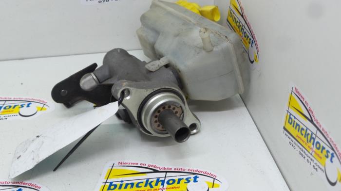 Gebruikte Hoofdremcilinder Volkswagen Sharan (7M8/M9/M6) 2.0 TDI Prijs € 52,50 Margeregeling aangeboden door Binckhorst BV